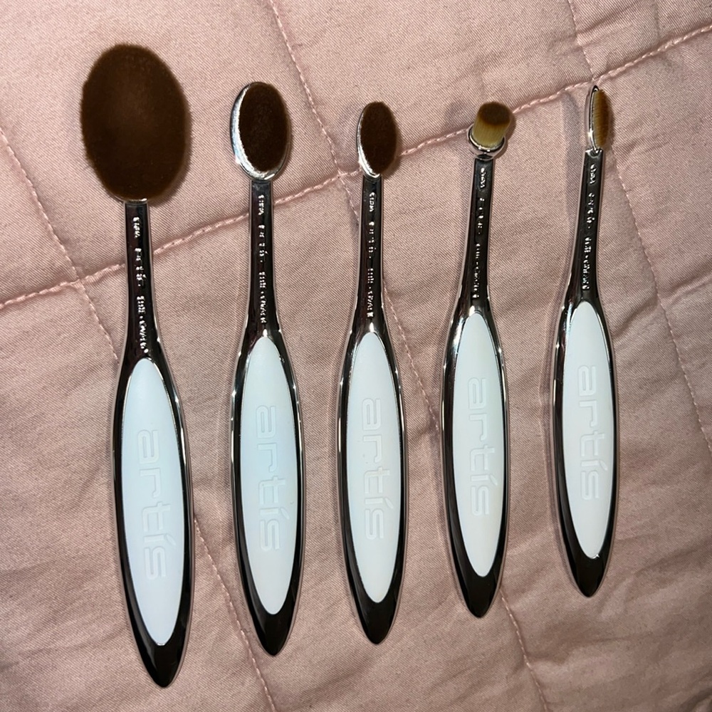 Artis Elite Brush Set, plastic chrome and white handles.